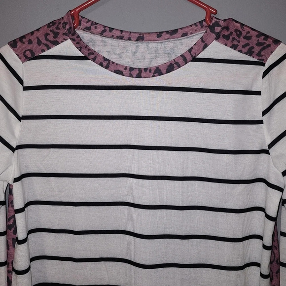 Small Striped & Pink Cheetah Print Blouse - Picture 5 of 6
